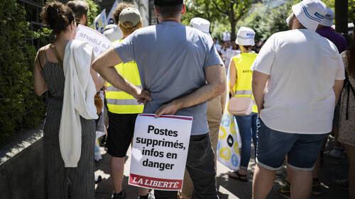 Mobilisation contre la restructuration de St-Paul Médias à Fribourg