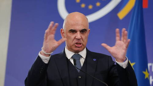 Alain Berset appelle la FIFA à protéger le football des pressions