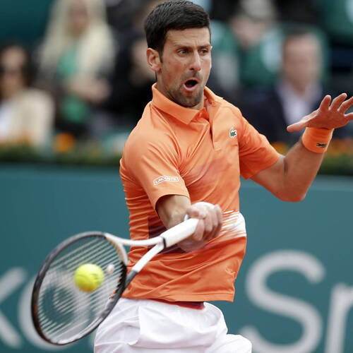 Djokovic dans le dernier carré à Belgrade