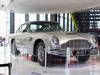 Le patron de Bentley prend le volant d'Aston Martin