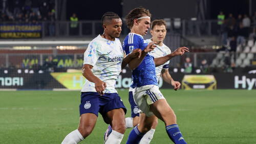 L'Inter Milan renverse Côme et prend le large en Serie A