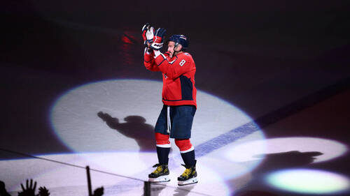 NHL: La star Ovechkin critiquée pour son soutien à Poutine