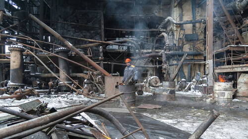 Ukraine: réseau énergétique visé par une importante attaque russe