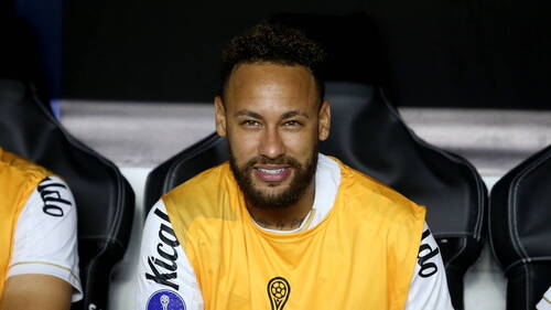 Neymar botte en touche concernant sa retraite