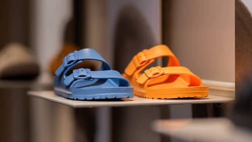 Birkenstock ouvre son premier magasin en Suisse
