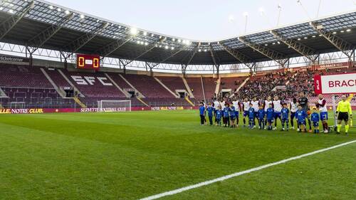 Servette devant une tribune vide à domicile, le club réagit