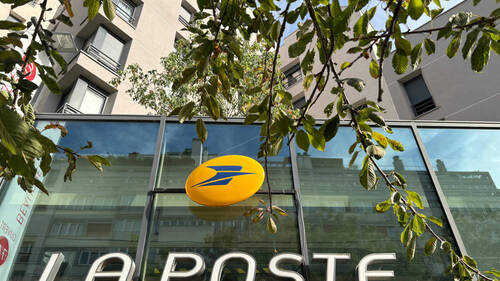 France: la cyberattaque contre La Poste toujours en cours
