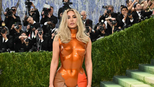 Kim Kardashian demande un euro pour son agression à Paris en 2016