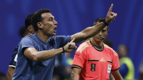 "Ce groupe ne cesse de me surprendre", dit Scaloni