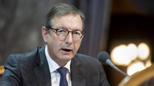 Les Etats veulent faciliter l'écoute téléphonique en Suisse