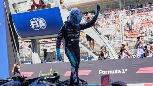 George Russell en pole devant Hamilton