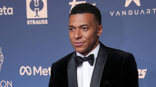 Mbappé, "sincèrement désolé", présente ses "excuses"