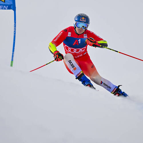 1re manche: Odermatt "seulement" 2e, à 0''29 de Schwarz