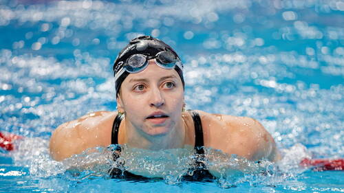 Kate Douglass s'empare du record du monde du 50 m libre