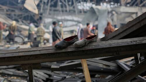 Frappe pakistanaise sur Kaboul: environ 400 morts