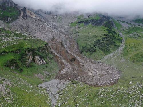 Une falaise s'effondre près de Muotathal (SZ)