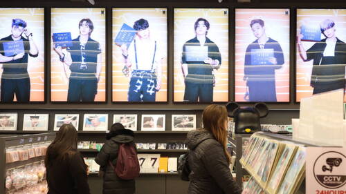 Le boys band sud-coréen BTS sort son premier album depuis 2020