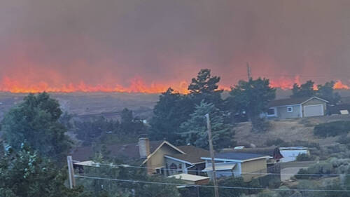 Plus de 40'000 évacués face à un feu de forêt dans le Nevada