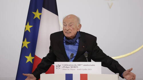 Décès du sociologue français Edgar Morin, "braconnier du savoir"
