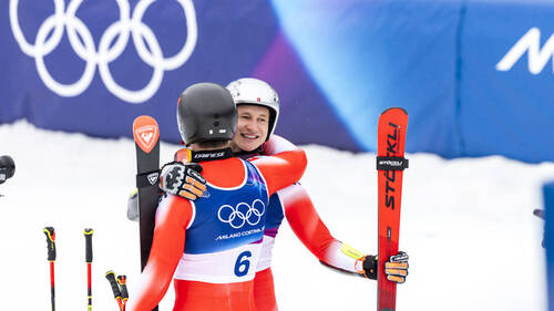 L'argent du géant pour Odermatt, le bronze pour Meillard