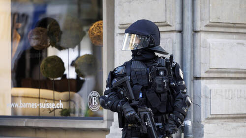 Parcours de la manif genevoise validé et policiers identifiables