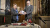 Ballon de foot, biscuits militaires et livres pour Martin Pfister