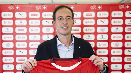 Rafel Navarro succède à Pia Sundhage