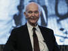 Buzz Aldrin, deuxième à marcher sur la Lune, se marie à 93 ans