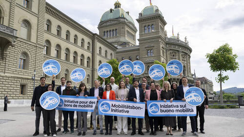 Lancement d'une initiative pour taxer l'avion et favoriser le train