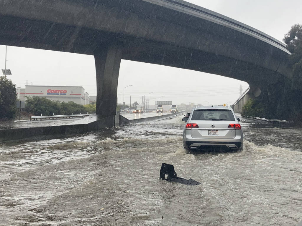 Une Tempête Potentiellement Meurtrière Menace La Californie