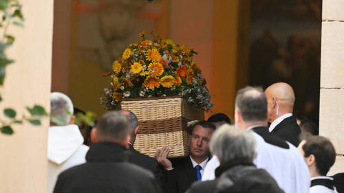 Saint-Tropez dit adieu à BB, simplement et en musique