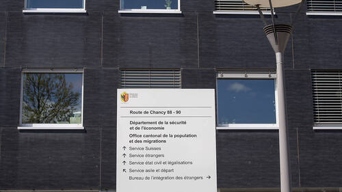 Organisation peu efficiente au service "étrangers" de l'OCPM