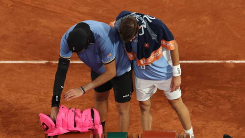 Arnaldi qualifié pour les demies après l'abandon de Berrettini