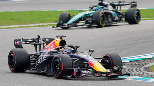 Première victoire de la saison pour Max Verstappen