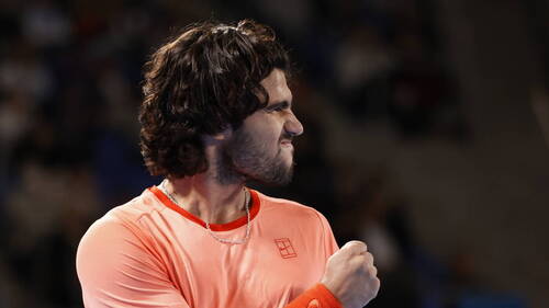 Alcaraz qualifié pour la finale à Tokyo malgré un énorme trou d'air