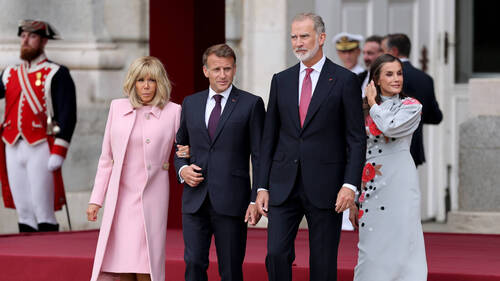 Macron en visite en Espagne pour pousser une "Europe plus forte"