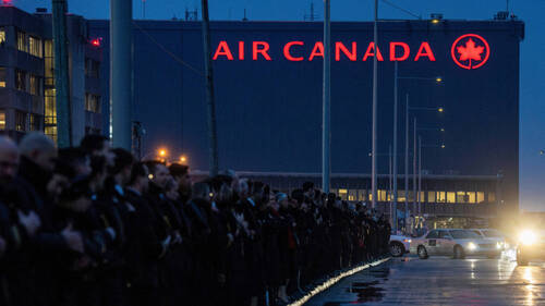 Air Canada: le patron va partir, sa maîtrise du français en cause