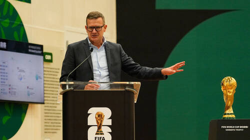 La FIFA autorise finalement les fans à apporter une bouteille d'eau