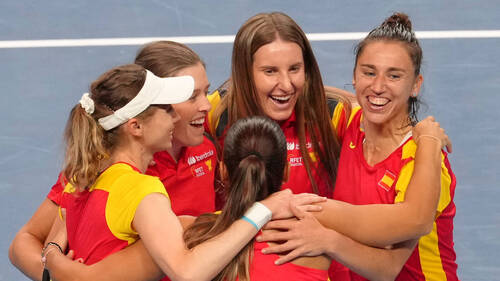 L'Espagne rejoint la Tchéquie en demi-finales
