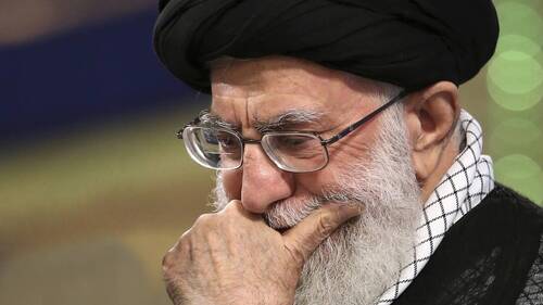 Iran: la télévision d'Etat confirme la mort d'Ali Khamenei