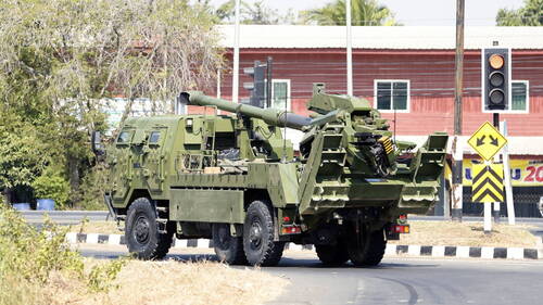 Combats Cambodge-Thaïlande: plus de 500'000 personnes évacuées