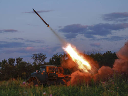Condamnation du "transfert" d'armes nord-coréennes à la Russie
