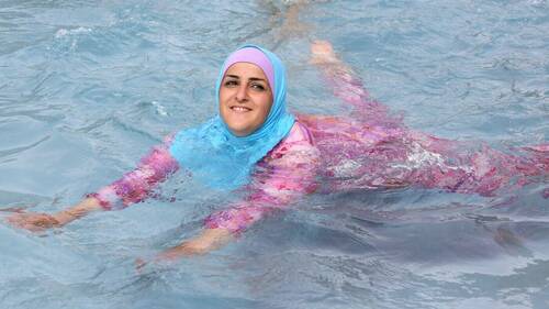 Burkini interdit dans un hôtel en Autriche: discriminatoire