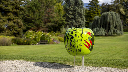 Genève: la Fondation Partage sème des pommes géantes dans le canton