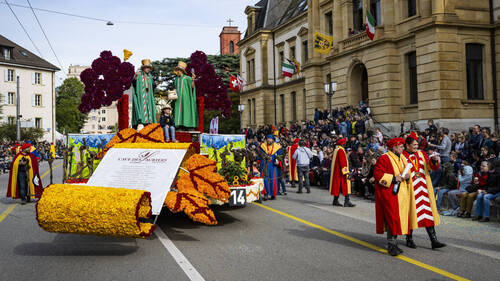 Succès populaire pour la 99e Fête des vendanges à Neuchâtel