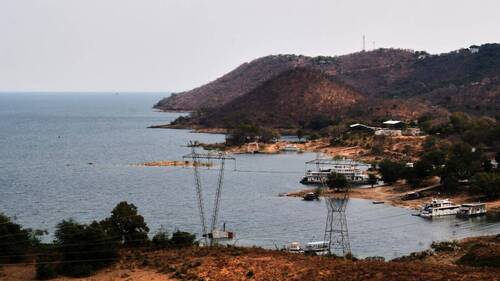 Naufrage d'un ferry au Zimbabwe: le bilan grimpe à 80 morts