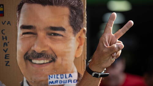 Le président déchu Maduro encourage le dialogue