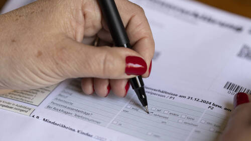 Bâle-Ville introduit une part quasi généralisée d'impôt à la source