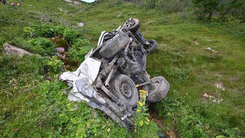 Chute d'une auto près d'un alpage st-gallois: deux jeunes tués