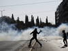 Grève en Grèce: échauffourées lors des manifestations contre la flambée des prix